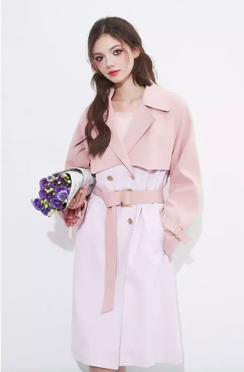 เช่าเสื้อเทรนช์โค้ท หญิง รุ่น PRIMROSE สี ชมพู