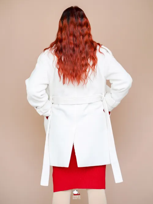 เช่าเสื้อโค้ท หญิง รุ่น ANCHOR สี ขาว