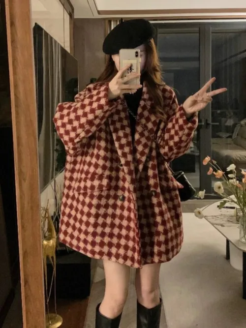 เช่าเสื้อโค้ท หญิง รุ่น MIRANDA สี แดง