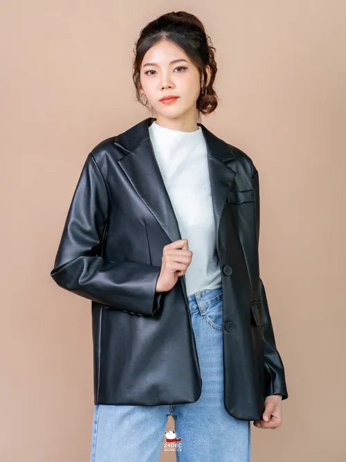 เช่าเสื้อแจ็คเก็ต หญิง รุ่น HOVE สี ดำ