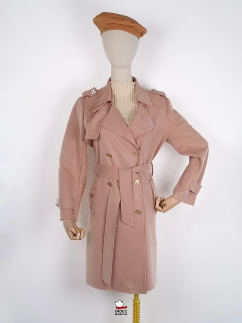 เช่าเสื้อเทรนช์โค้ท หญิง รุ่น LILTOUCH สี ชมพู