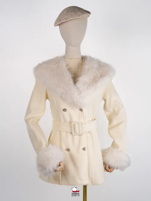 เช่าเสื้อโค้ท หญิง รุ่น NICOLE สี ขาว