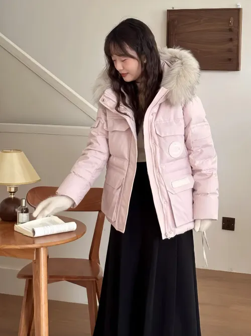 เช่าเสื้อกันหนาว หญิง รุ่น ANTARCTIC สี ชมพู