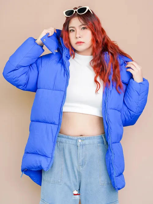 เช่าเสื้อกันหนาว หญิง รุ่น GUMP สี น้ำเงิน