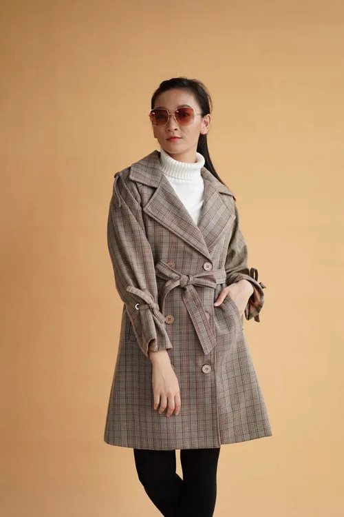 เช่าเสื้อเทรนช์โค้ท หญิง รุ่น DEAN สี น้ำตาล