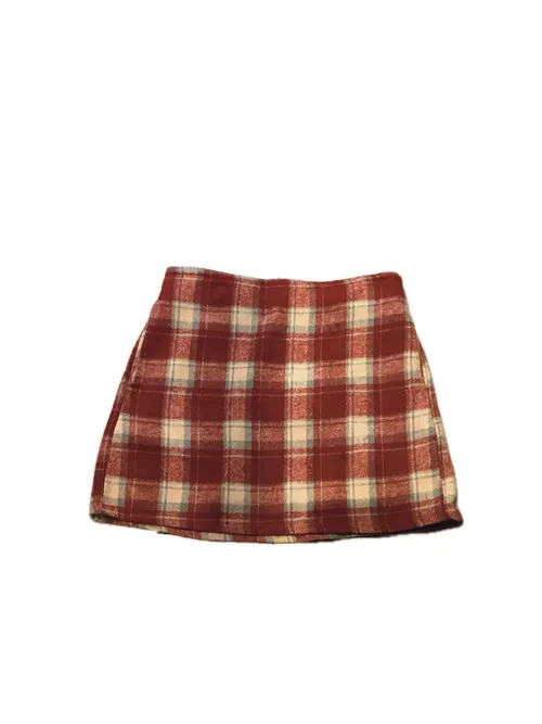 เช่ากระโปรง หญิง รุ่น BRENDA สี แดง