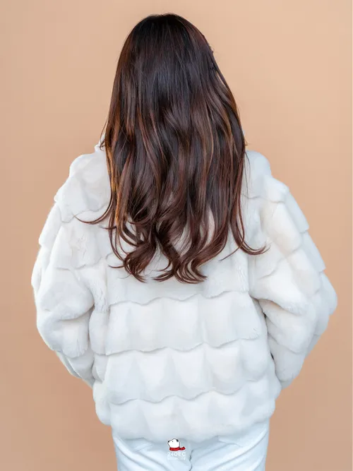 เช่าเสื้อขนเฟอร์ หญิง รุ่น MILKY WAY สี ขาว