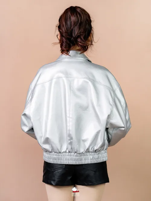 เช่าเสื้อแจ็คเก็ต หญิง รุ่น PISCIS สี เงิน