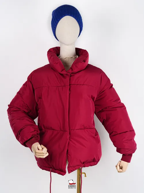 เช่าเสื้อกันหนาว หญิง รุ่น SANGRIA สี แดงเรดไวน์