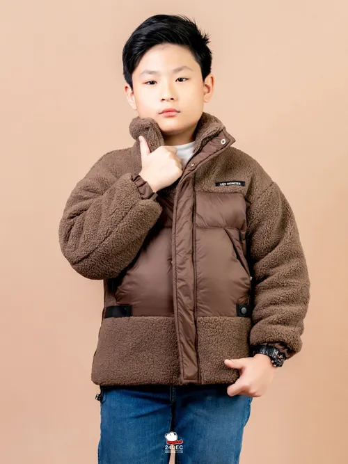 เช่าเสื้อแจ็คเก็ต เด็ก รุ่น LAZY สี น้ำตาล