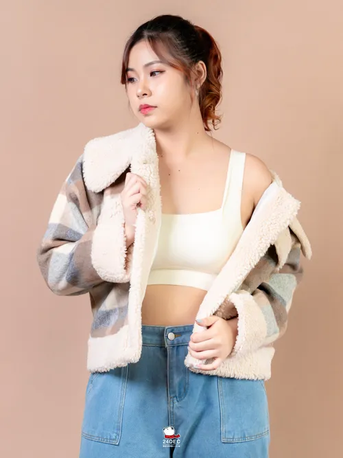 เช่าเสื้อแจ็คเก็ต หญิง รุ่น PALOMA สี น้ำตาล