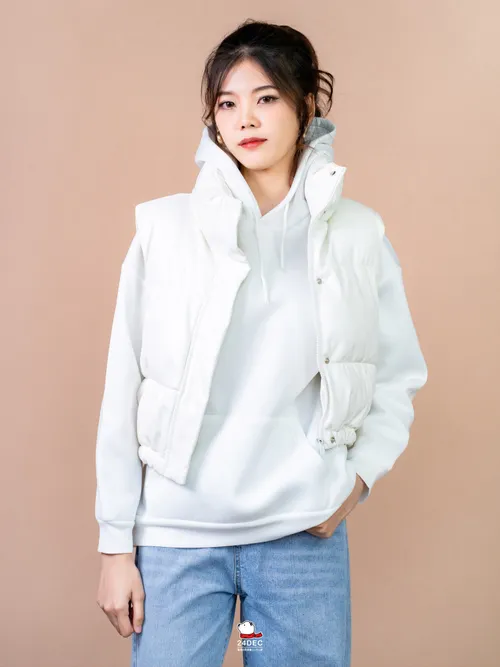 เช่าเสื้อกันหนาว หญิง รุ่น SAY SO สี ขาว