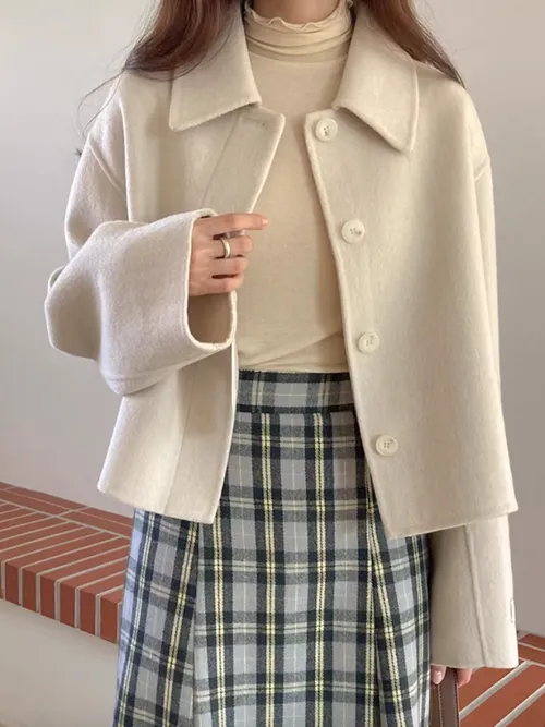 เช่าเสื้อโค้ท หญิง รุ่น VERDUN สี ขาว