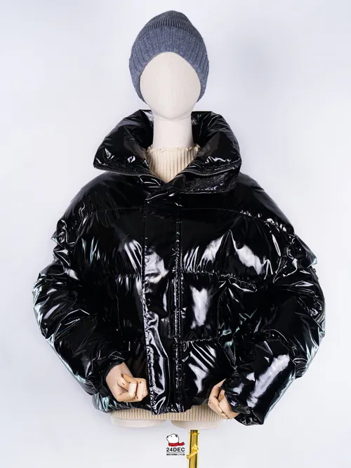 เช่าเสื้อกันหนาว หญิง รุ่น BERGEN สี ดำ