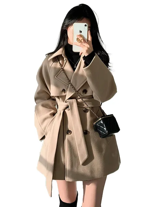 เช่าเสื้อโค้ท หญิง รุ่น BROADWAY สี ครีม