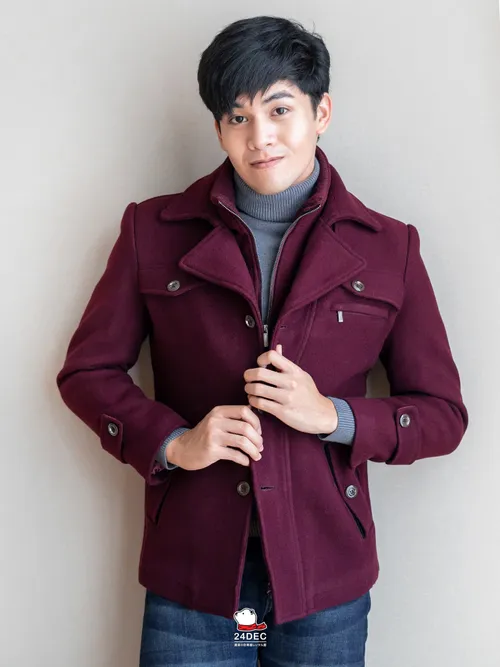เช่าเสื้อโค้ท ชาย รุ่น AMSTERDAM สี แดงเรดไวน์