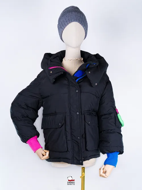 เช่าเสื้อกันหนาว หญิง รุ่น PHILIPPINES สี ดำ