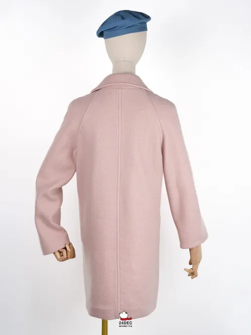 เช่าเสื้อโค้ท หญิง รุ่น FRIDAY สี ชมพู