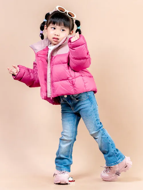 เช่าเสื้อกันหนาว เด็ก รุ่น LOVELY สี ชมพู