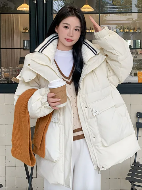 เช่าเสื้อกันหนาว หญิง รุ่น ROSENBERG สี ขาว