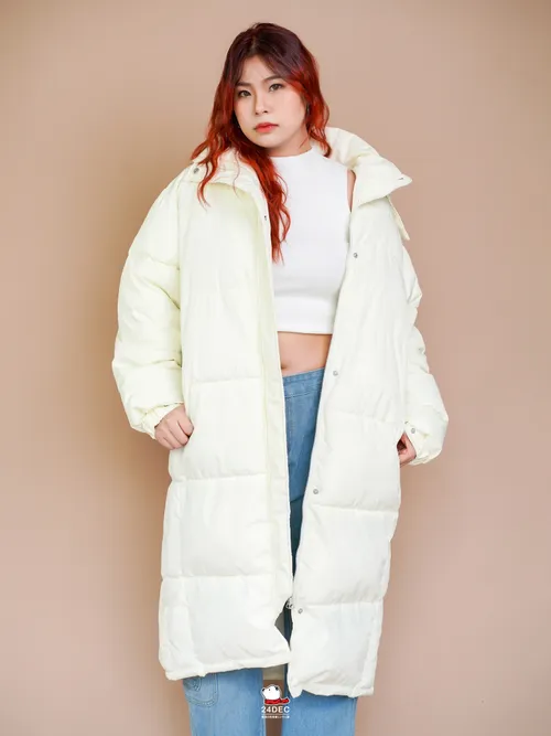 เช่าเสื้อกันหนาว หญิง รุ่น BOMBAY สี ขาว