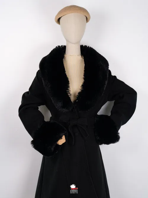 เช่าเสื้อโค้ท หญิง รุ่น MAGO สี ดำ