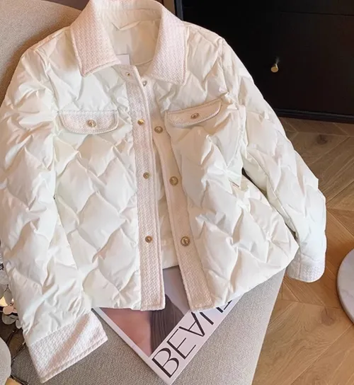 เช่าเสื้อกันหนาว หญิง รุ่น MANTRA สี ขาว