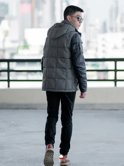 เช่าเสื้อกันหนาว ชาย รุ่น RIEL สี น้ำเงิน 