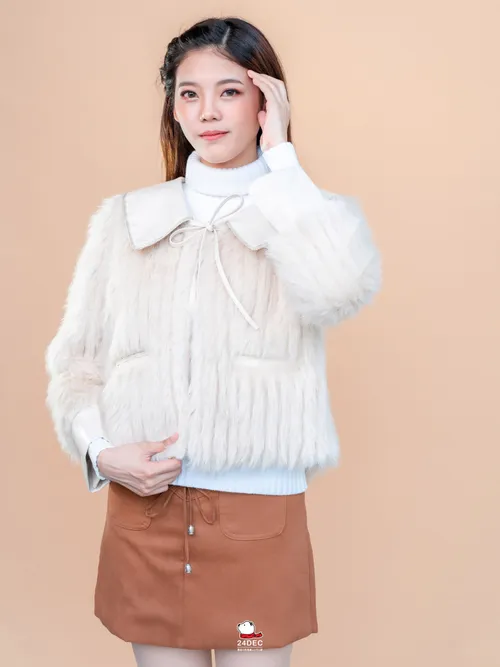 เช่าเสื้อขนเฟอร์ หญิง รุ่น AMANDA สี ครีม