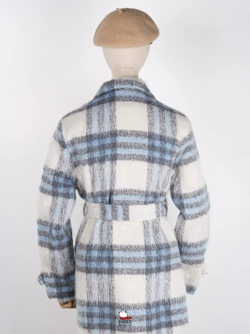 เช่าเสื้อโค้ท หญิง รุ่น HOTEL สี ฟ้า