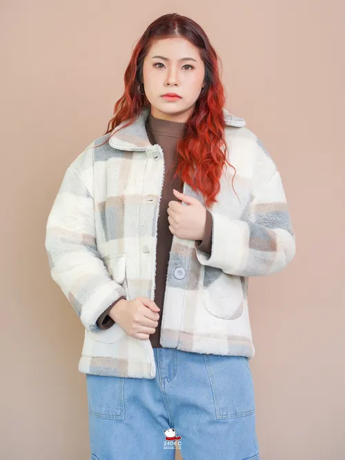 เช่าเสื้อโค้ท หญิง รุ่น LOLA สี น้ำเงิน