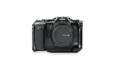 Blackmagic Pocket Cinema Camera 6K Pro (EF)_With Tilta Mount