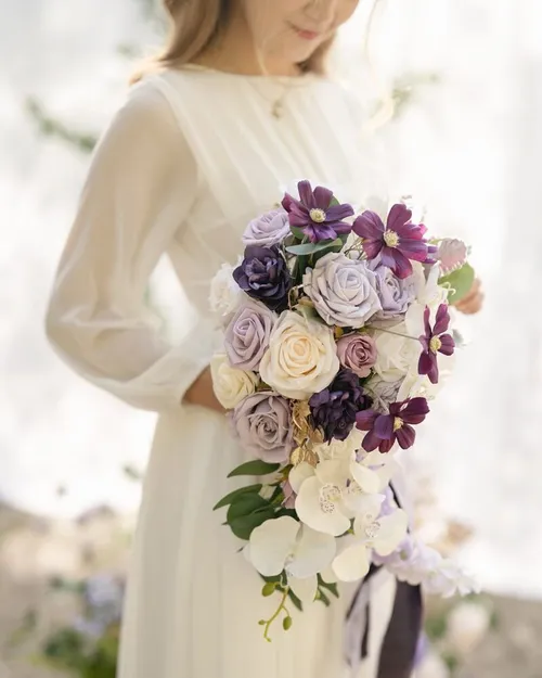 Lings lilac and gold bridal bouquet