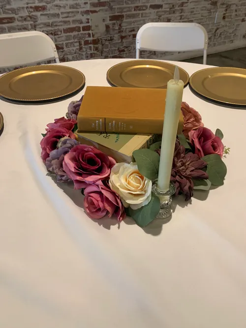 Purple and magenta table centers (set of 7)