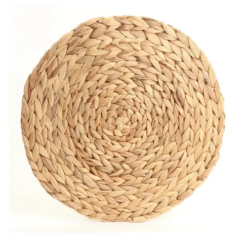 Natural weave charger