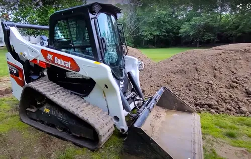 Bobcat T76 Tracked Loader