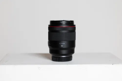 Canon RF 50mm f1.2