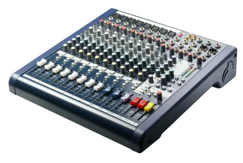 Soundcraft EFX8 Mixer