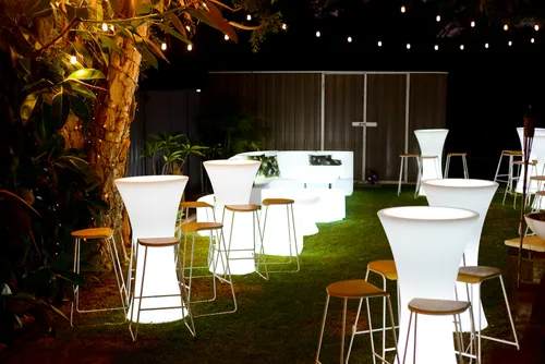 LED Cocktail Table + Stools Set (1 table + 4 Seats)