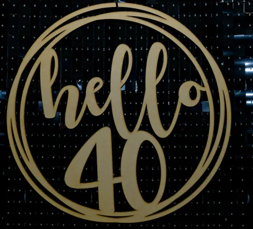 Wooden Hoop Sign - Hello 40