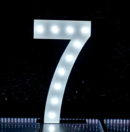 Light Up Number - 7