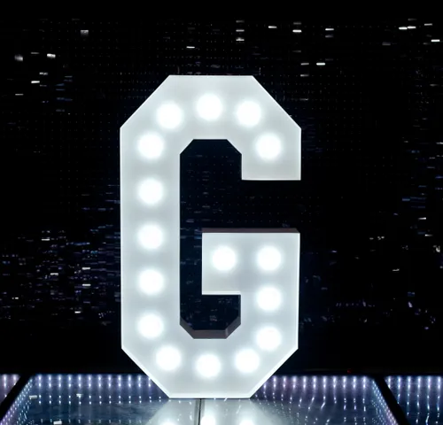 Light Up Letters - G