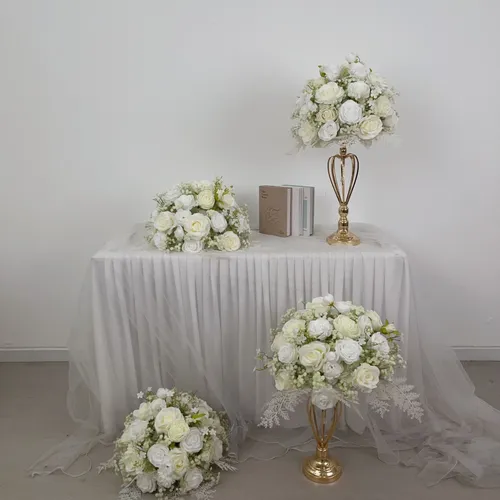 Bouquet de fleurs blanches 35cm