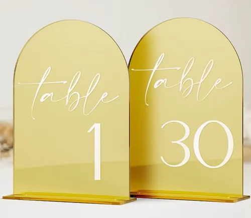 Numéro de table doré