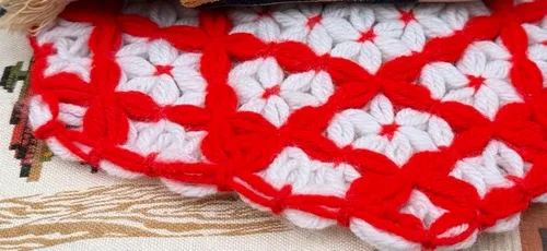 Red and White vintage woven trivet