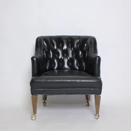 Black Leather Lounge Chair 