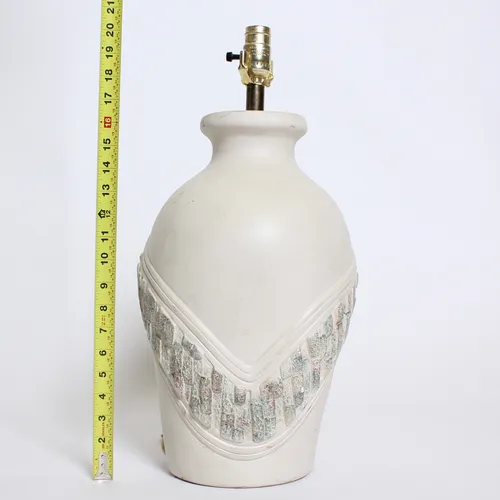 Off-White Ceramic Lamp w/ Design 