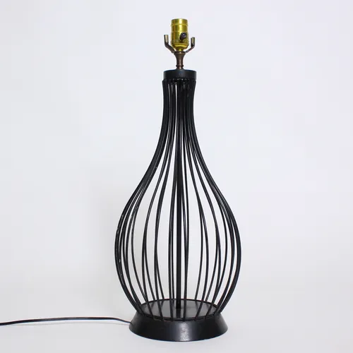 Black Metal Wire Lamp