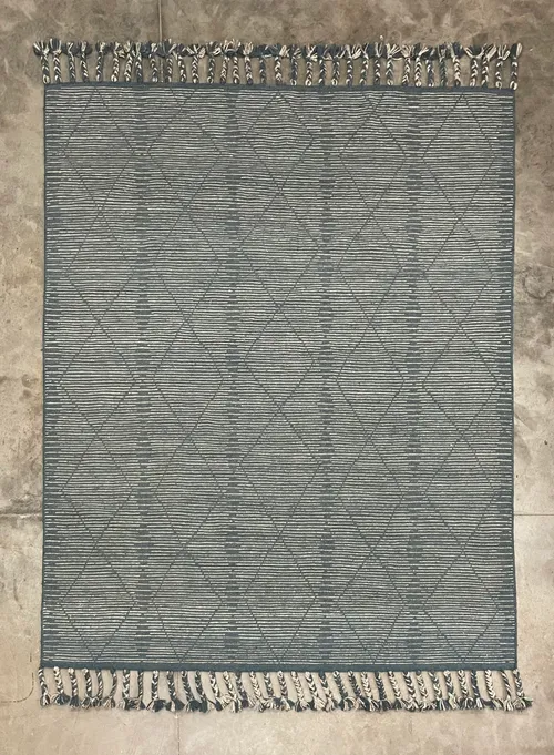 7'x9' Blue/beige Rug