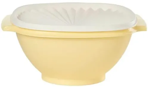 Yellow 8 Cup Reusable Plastic Bowl With Lid 